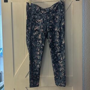 GAP Blue Camouflage Leggings